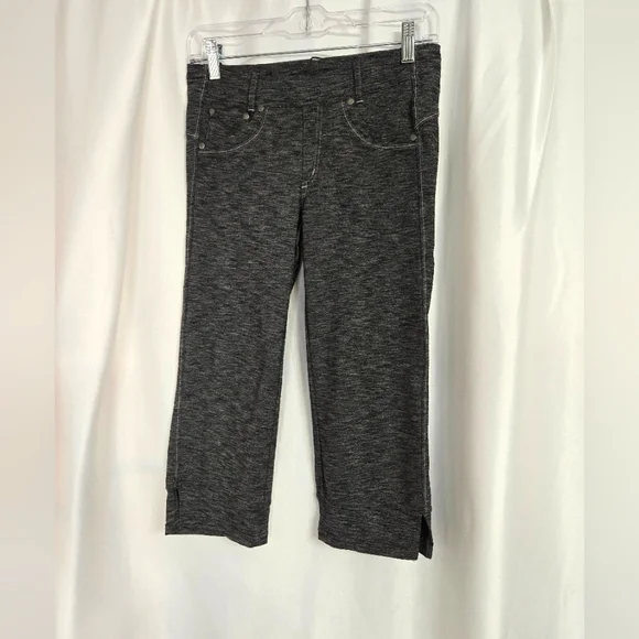 Kuhl Black/Gray Stretch Pull on Capris  Size 4 - Picture 4 of 11